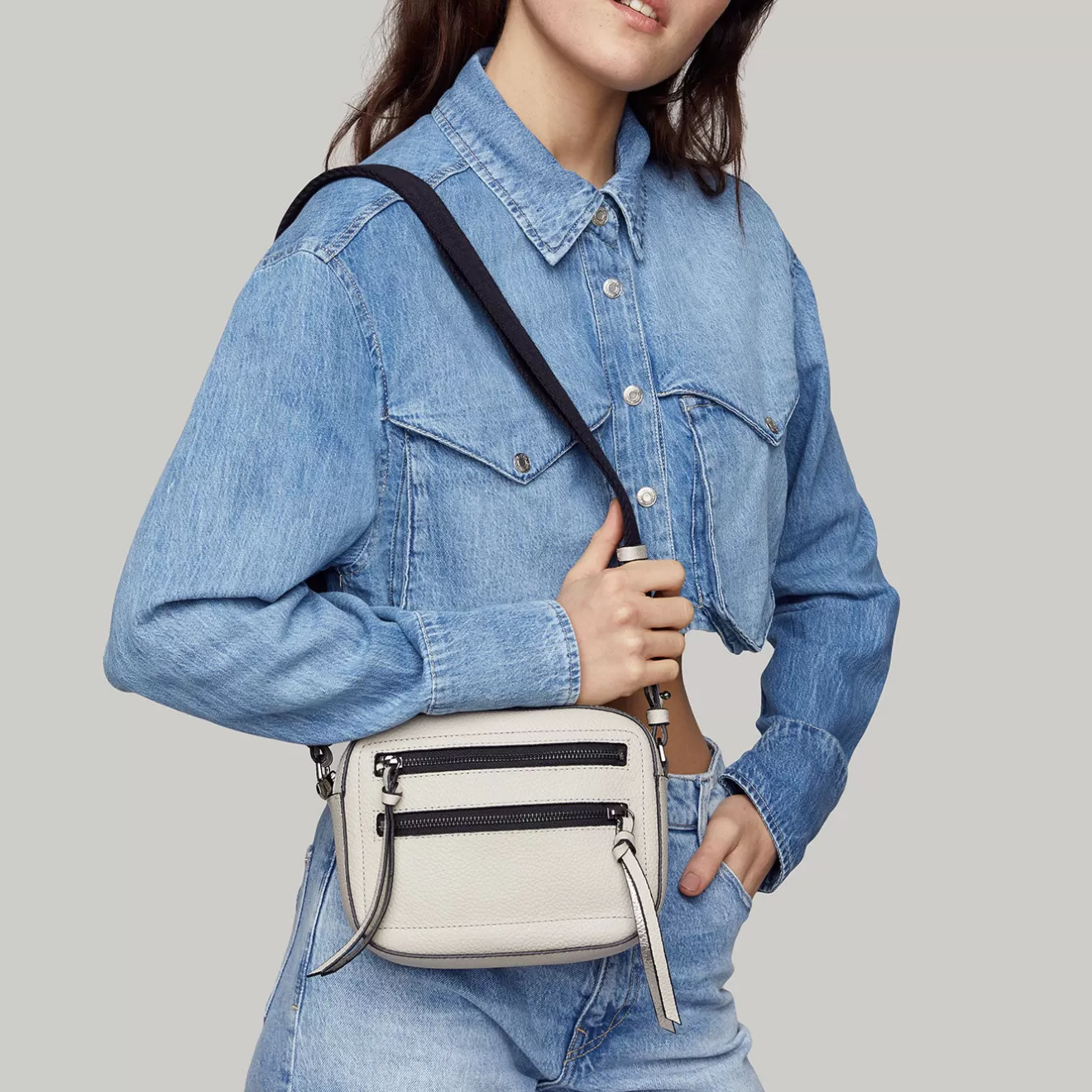 Outlet Chelsea Camera Crossbody Crossbody